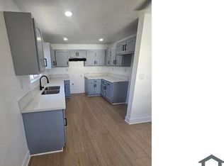 219 1/2 W 105th St, Los Angeles, CA 90003