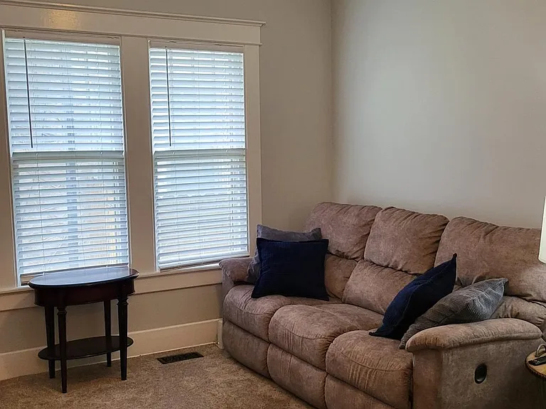 949 W Eastland Ave — Photo 9
