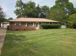 2604 Timothy Rd, Dothan, AL 36303