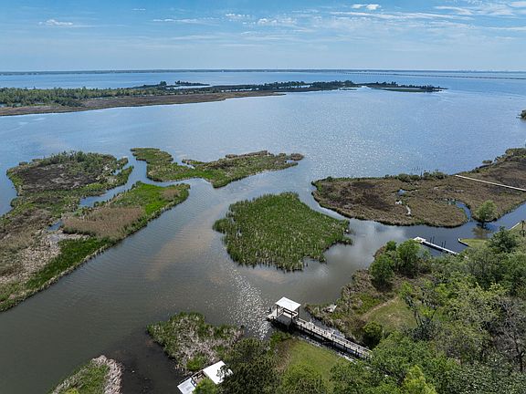 5th image of 203 Pitts Bayshore Dr