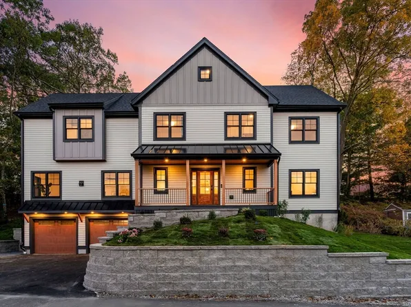 59 Dexter Rd, Melrose, MA 02176