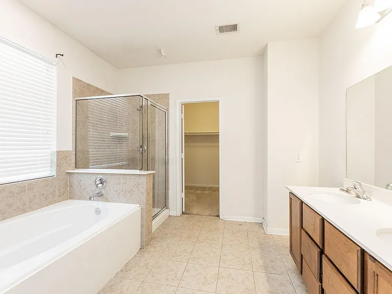 25342 Briscoe Village Dr — Photo 21
