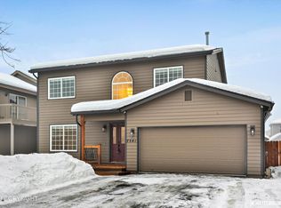 7541 Grey Wolf Cir, Anchorage, AK 99507