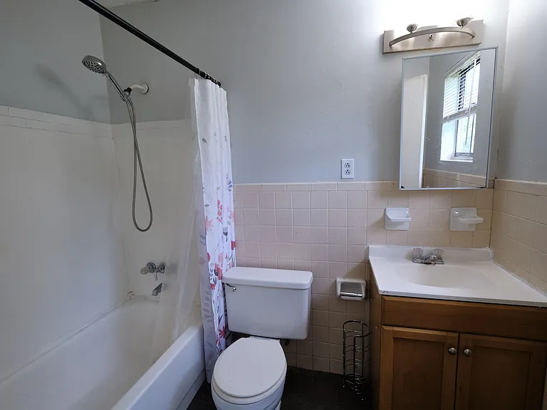 1068 Wooddale Church Rd #207 — Photo 6