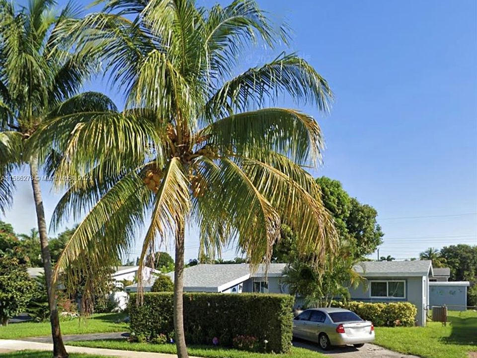 1st image of 3161 SW 20th St