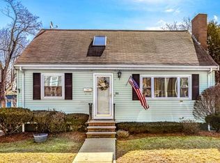 86 Fairview Ave, Peabody, MA 01960