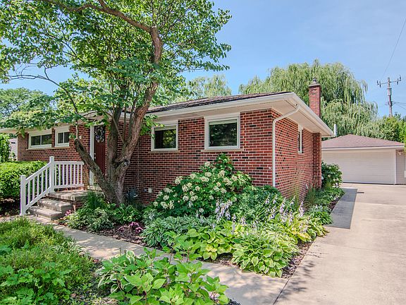 3rd image of 1712 Barrington Pl