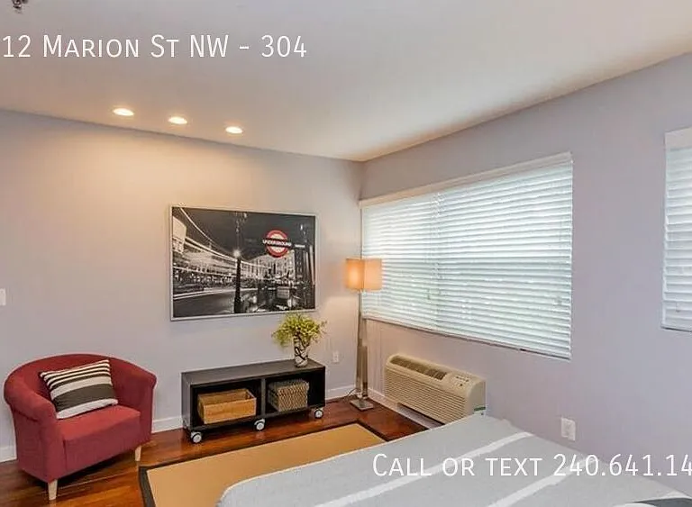 1512 Marion St NW #304 — Photo 10