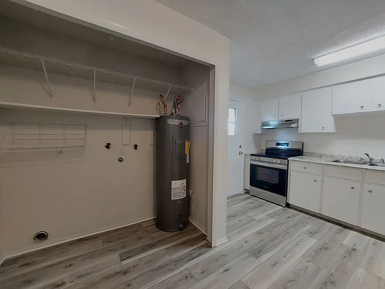 3732 County Line Rd — Photo 12