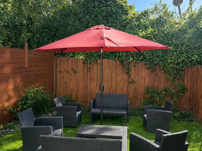 5702 Vanalden Ave — Photo 4
