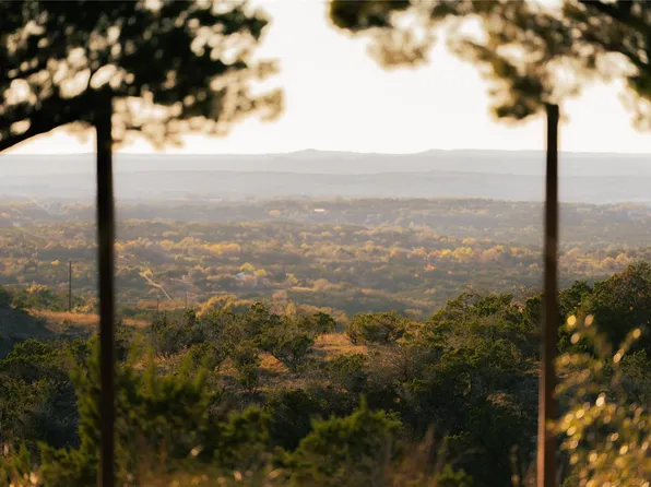 20801 Hamilton Pool Rd, Austin, TX 78738