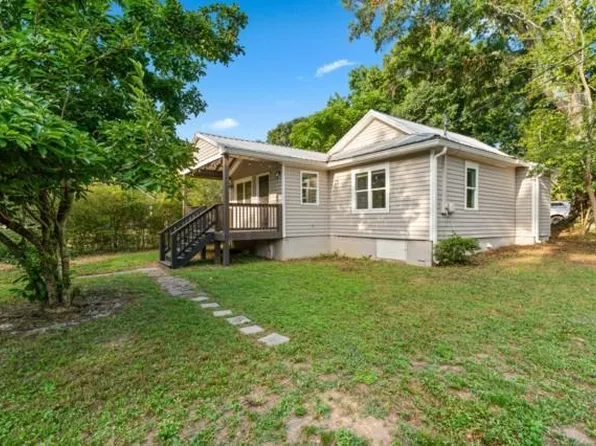 155 Horton St, Winder, GA 30680