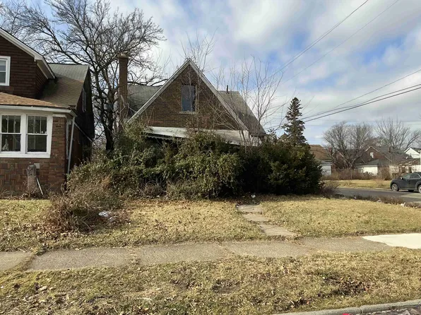 18715 Fairport St, Detroit, MI 48205