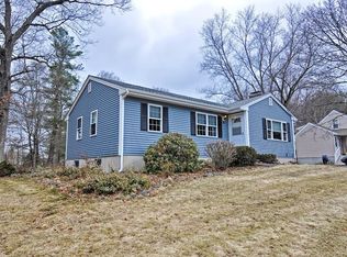 73 Horseshoe Dr, Bellingham, MA 02019