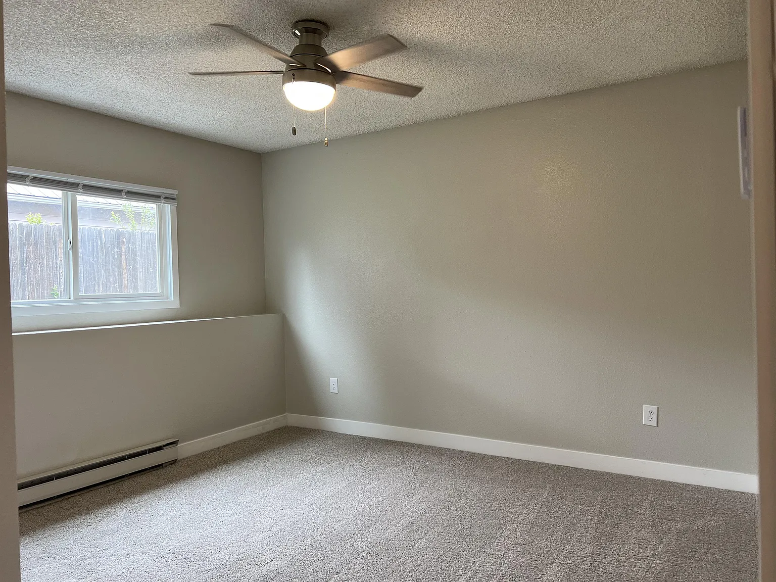 4915 Green River Street - 1 — Photo 3