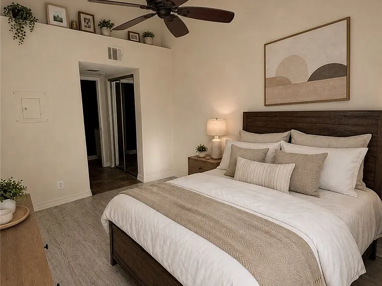 27345 Nicole Dr — Photo 12
