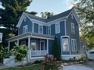 106 S Elm St, Washington, IL 61571