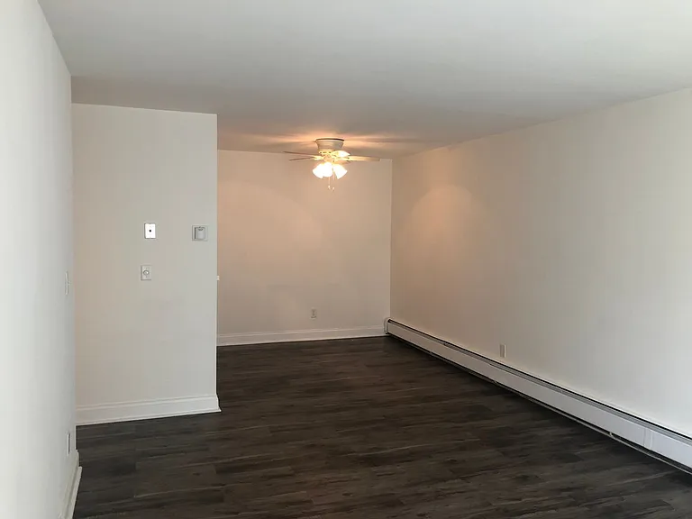 6018 8th Ave — Photo 11