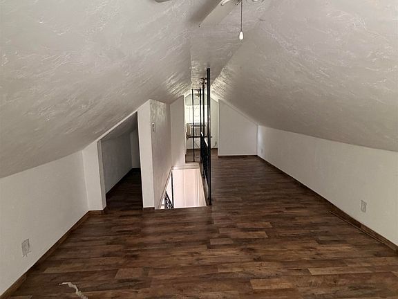 4th image of 308 N Woodward St