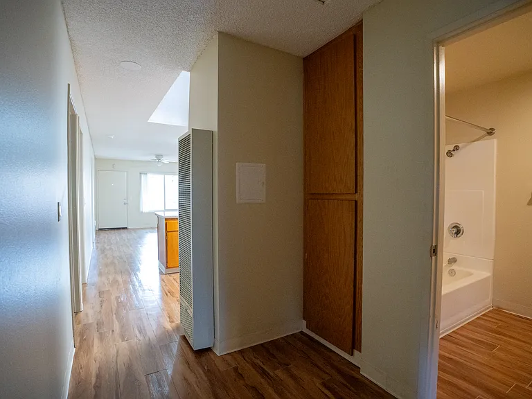 4455 Market St #D — Photo 8