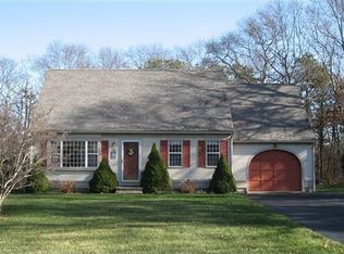110 White Moss Dr, Marstons Mills, MA 02648