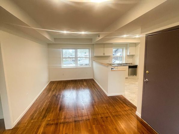 3500 Elm St
