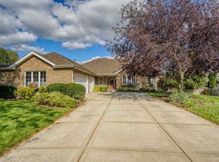 2438 Box Cyn, New Lenox, IL 60451