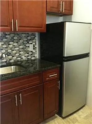 Rented by R New York | media 20