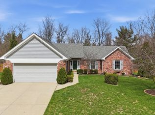 9892 Barth Dr, Zionsville, IN 46077
