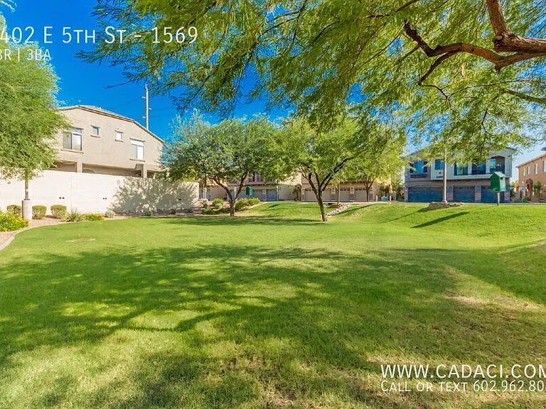 2402 E 5th St #1569 — Photo 13