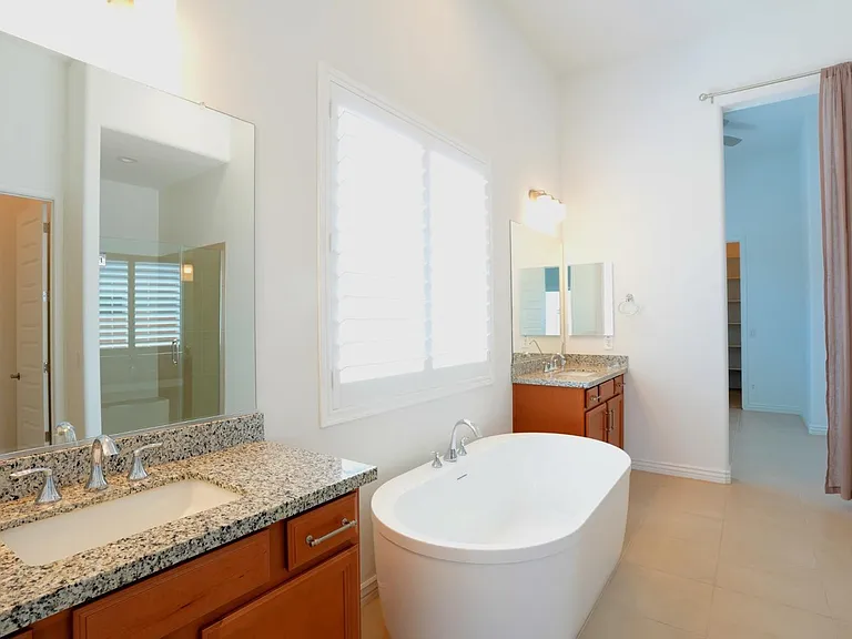 27711 N 38th Dr — Photo 10