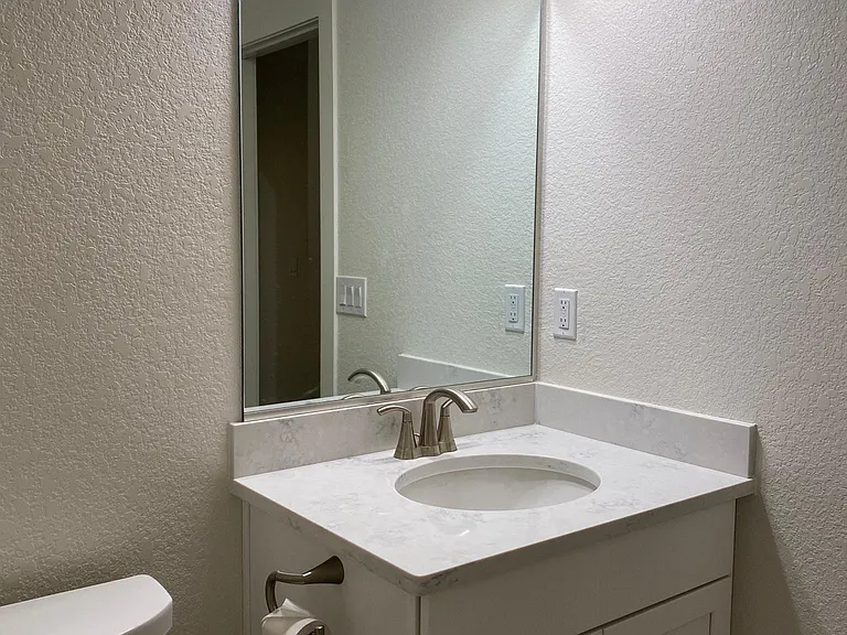 6170 N Malaya St — Photo 20