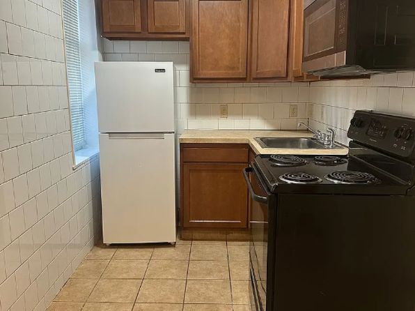 1302 N French St #F1