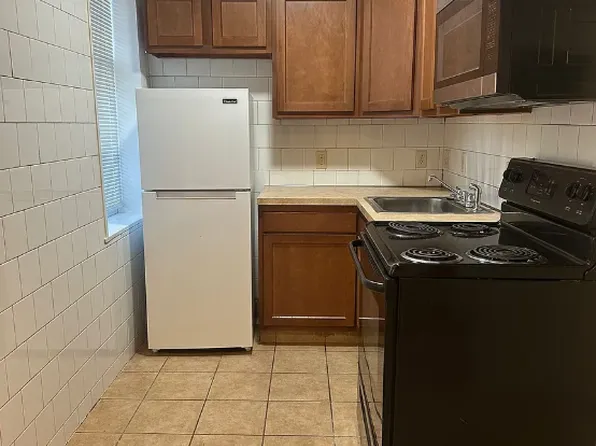 1302 N French St, Wilmington, DE