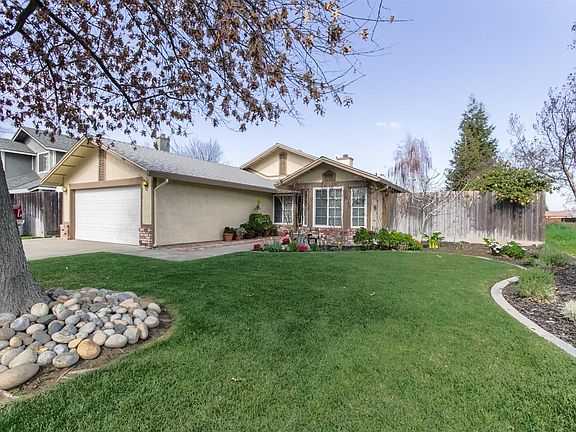 4th image of 2813 Canyon Dr