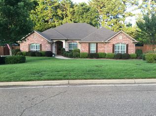 1518 Chippewa St, Longview, TX 75605