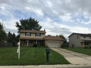 5464 Copley Square Rd, Grand Blanc, MI 48439