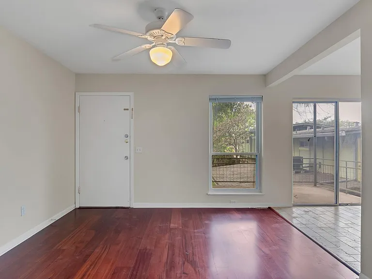 2703 Swisher St #205A — Photo 4