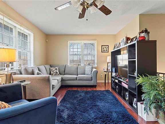 5th image of 10265 W 96th Pl