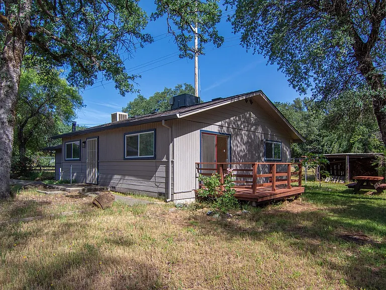 18623 Oasis Rd — Photo 7