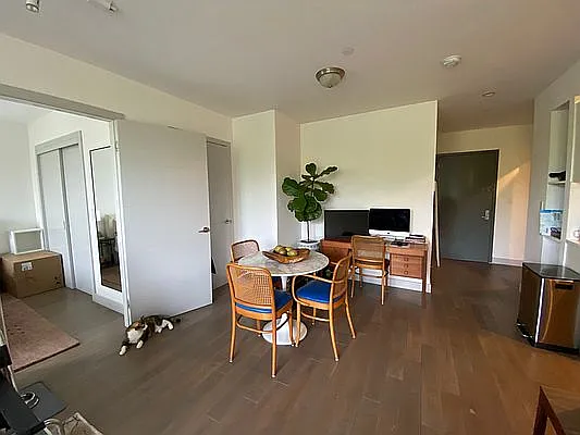 Rented by Oxford Property Group | media 10