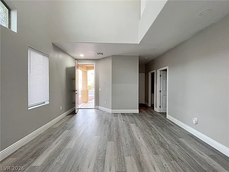 6259 Copper Light St — Photo 2