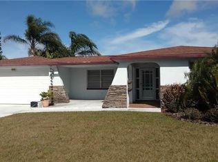 5743 Elena Dr, Holiday, FL 34690
