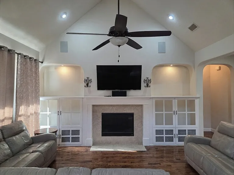 Living Room 1a