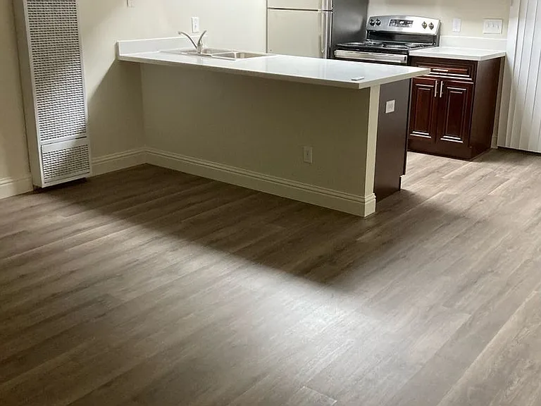 Yosemite Avenue Apartments — Photo 3