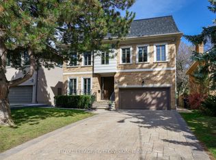 82 Munro Blvd, Toronto, ON M2P 1C4