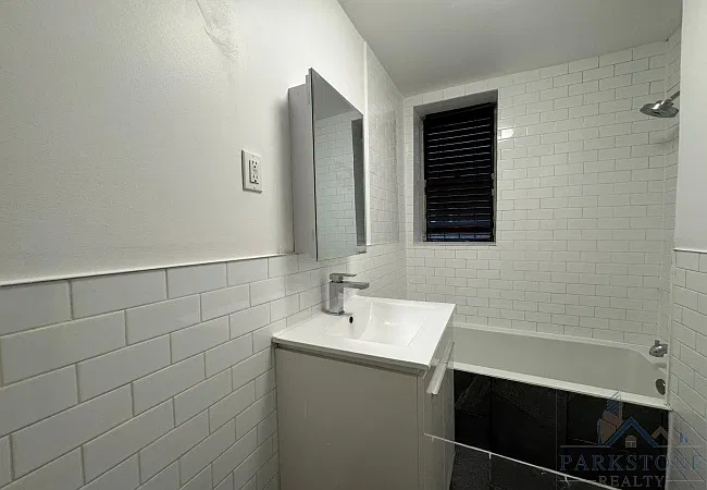 2 bed, 850 sqft, $1,895 — Photo 4