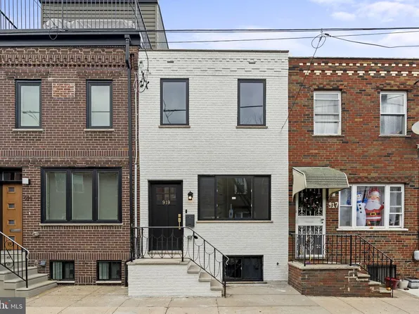 919 Dudley St, Philadelphia, PA 19148