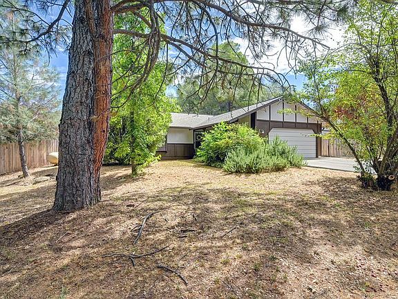 5th image of 4423 Blanchard Rd