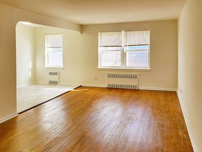 123-25 82nd Ave #2E, Kew Gardens, NY, 11415